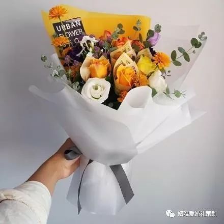 情人節(jié)詞語句子_情人詞語大全集形容詞_情人詞句50字