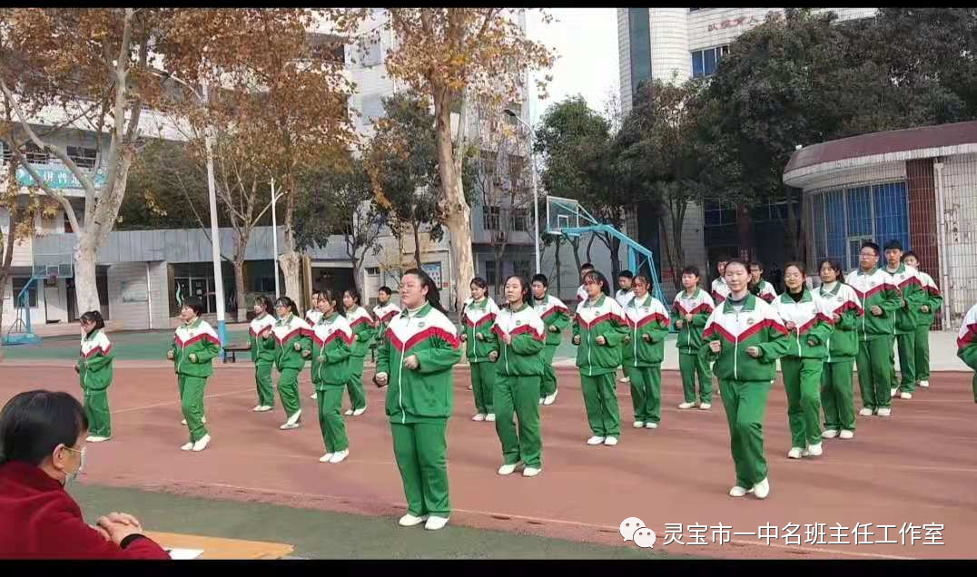 班主任周工作總結匯報_班主任周工作總結范文簡短_班主任一周工作總結