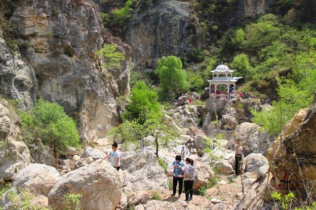 建昌龍?zhí)洞髰{谷旅游攻略_龍?zhí)洞髰{谷建昌景點(diǎn)介紹_建昌龍?zhí)洞髰{谷風(fēng)景區(qū)攻略